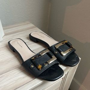 Tahari sandals